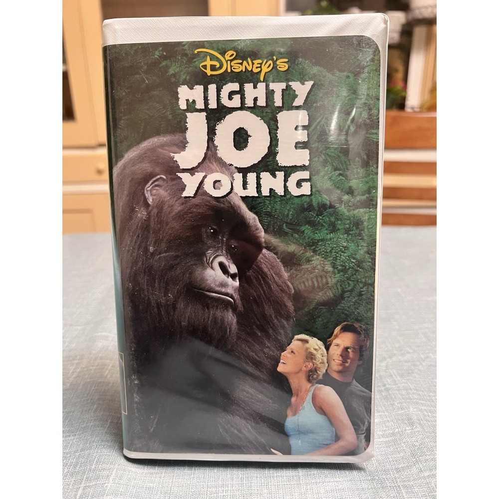Vintage 90's Disney Mighty Joe‎ Young (VHS, 1999)